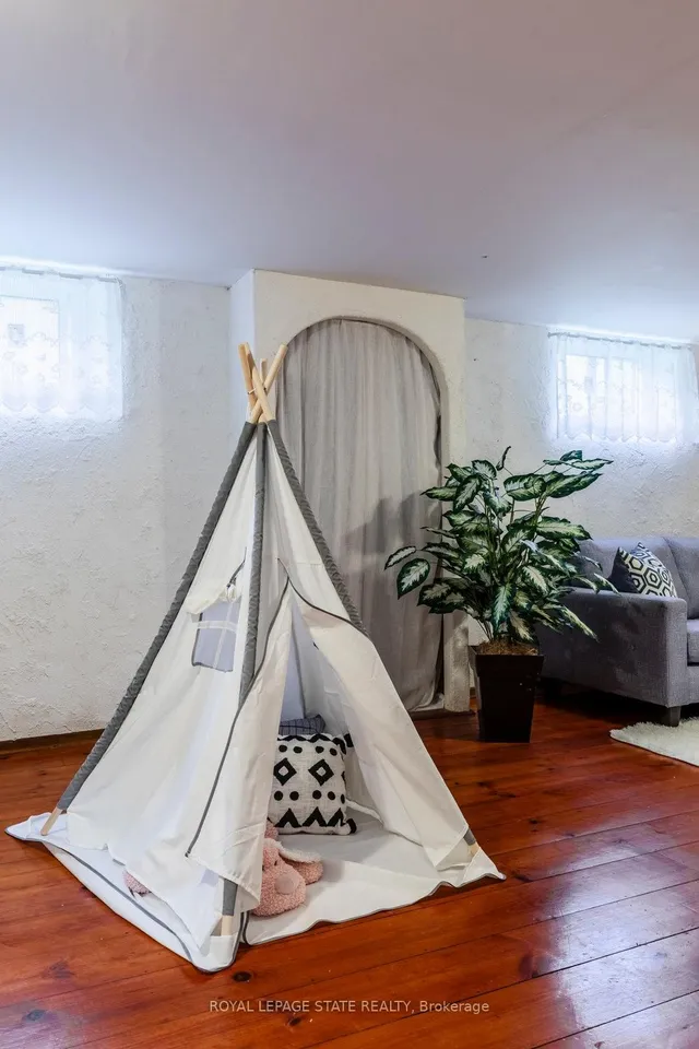 Additional image 33 of 37 Lower Horning Rd