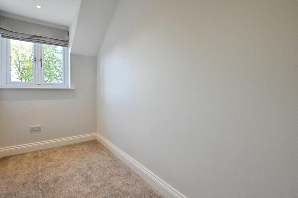 Additional image 16 of Oaklands Lane, St Albans, AL4