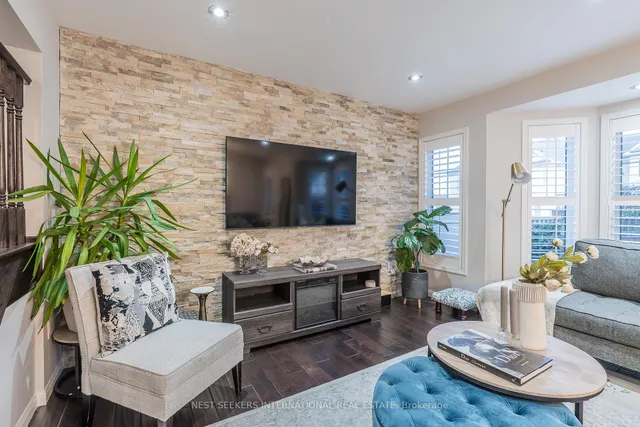 Additional image 14 of 7 Suitor Crt