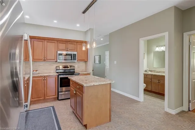 Additional image 13 of 183 Valridge Dr