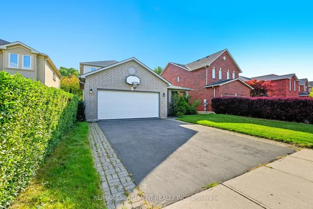 5 Chesapeake Dr