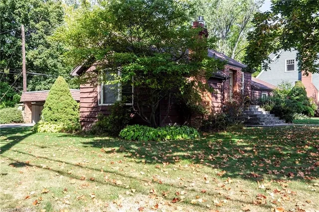 Additional image 3 of 17 Alma St