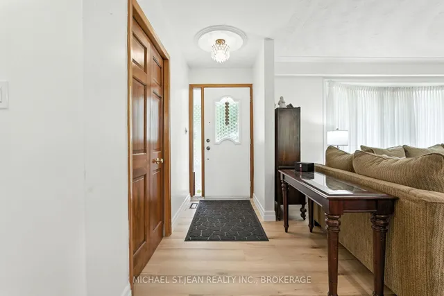 Additional image 6 of 20 Woodside Dr