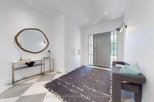 Additional image 3 of 977 Gorton Ave