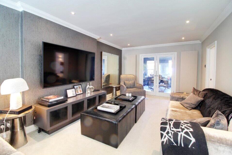 Additional image 23 of The Grove, Brookmans Park, Hertfordshire, AL9