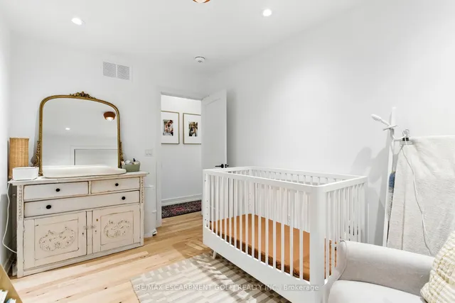 Additional image 28 of 369 Charlton Ave