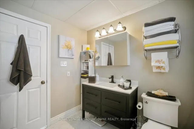 Additional image 34 of 59 Massena Dr