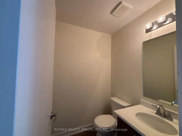 Additional image 12 of 590 North Service Rd Unit 135