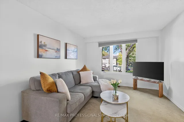 Additional image 11 of 19 Salina Pl