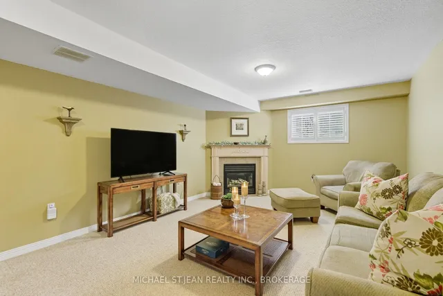 Additional image 24 of 20 Diamond Crt