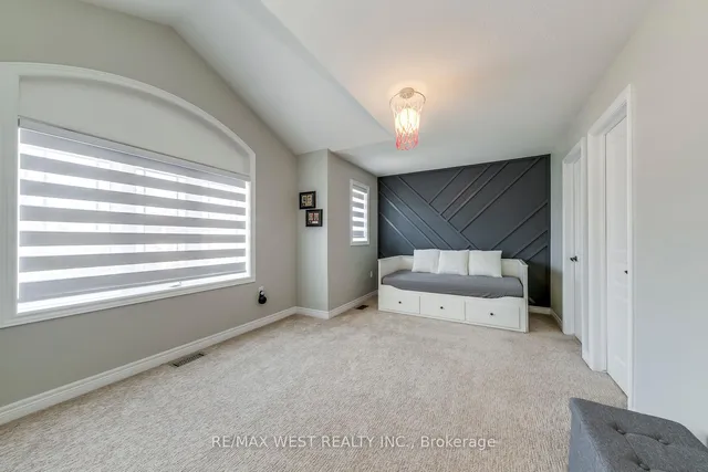 Additional image 25 of 55 Kaufman Dr