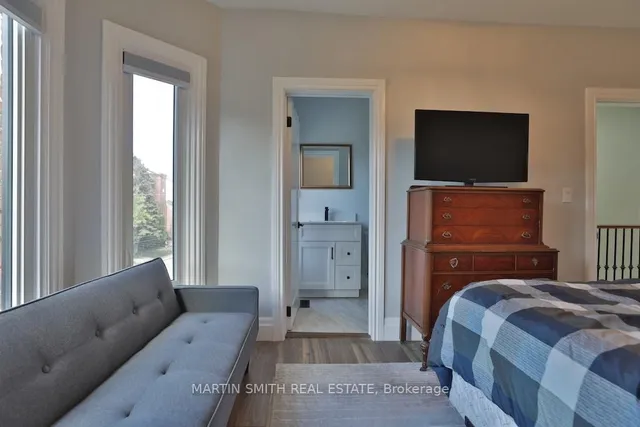 Additional image 21 of 48 Pearl St