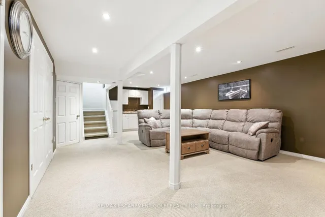 Additional image 19 of 6 Lilac Crt