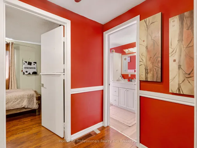 Additional image 25 of 40 Yeoville Crt