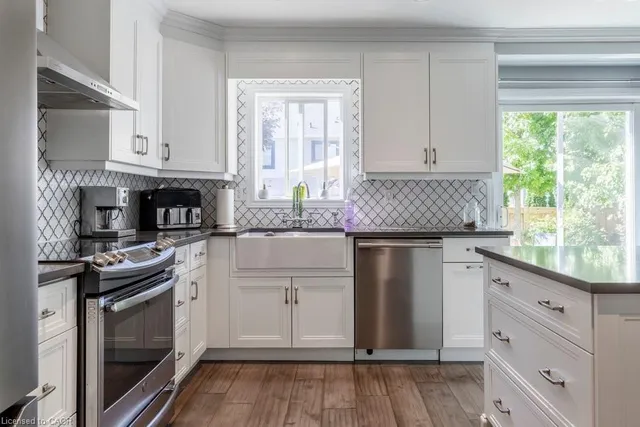 Additional image 9 of 15 Buttercup Cres