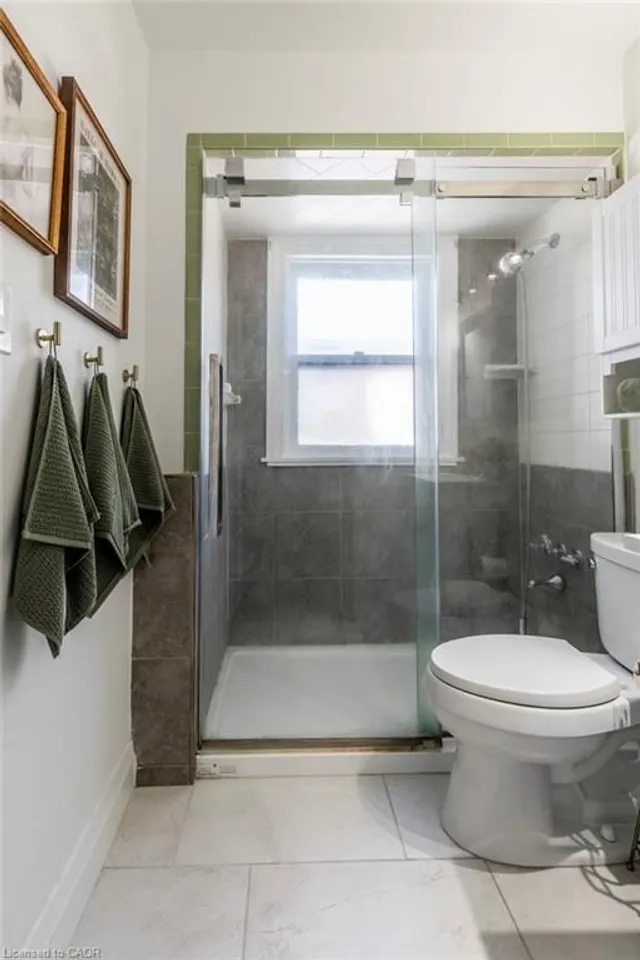 Additional image 31 of 174 Emerald St