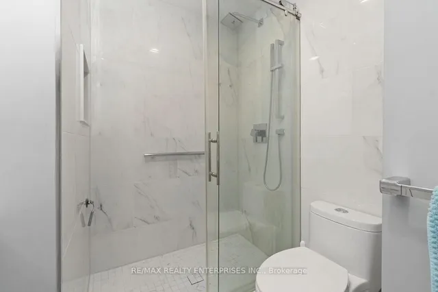 Additional image 19 of 63 Fonthill Rd Unit 21