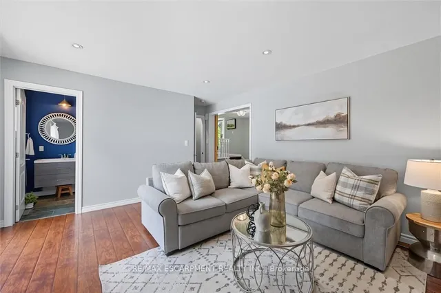 Additional image 10 of 641 HOLT Dr