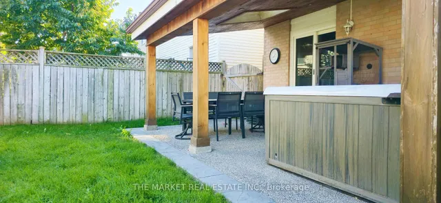 Additional image 16 of 233 Acadia Dr