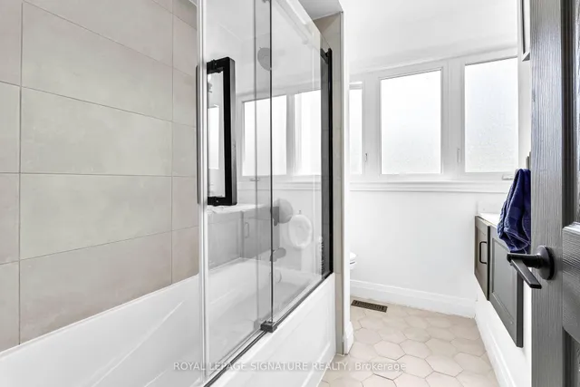 Additional image 19 of 5273 Banting Crt