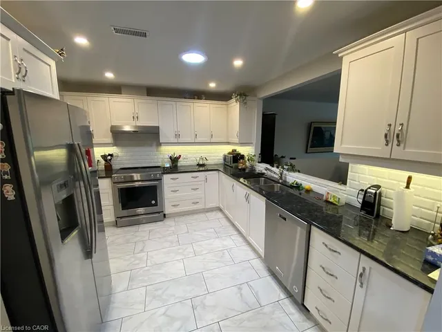 Additional image 2 of 37 Bishop Tonnos Way