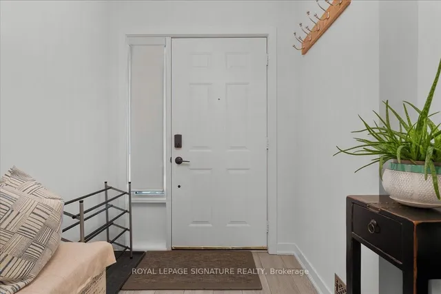 Additional image 3 of 384 Limeridge Rd Unit 11