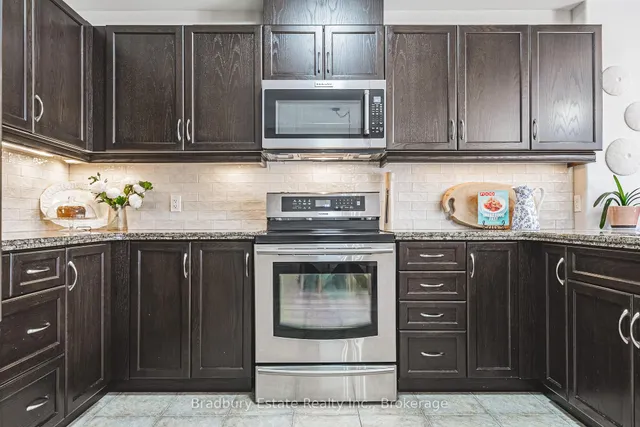 Additional image 12 of 42 Fall Fair Way