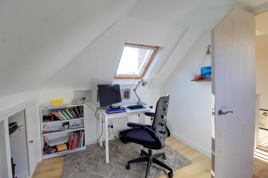 Additional image 25 of The Gardens, Brookmans Park