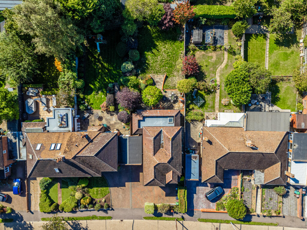 Additional image 26 of Westfields, St Albans, Hertfordshire, AL3