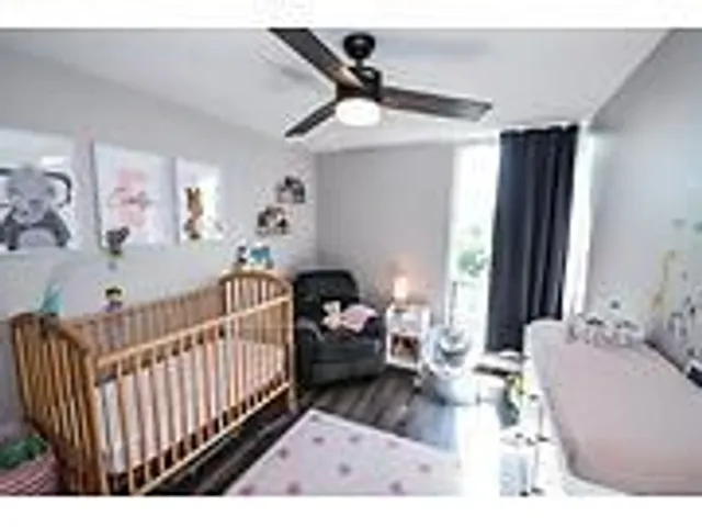 Additional image 31 of 75 Glenburn Crt Unit 811