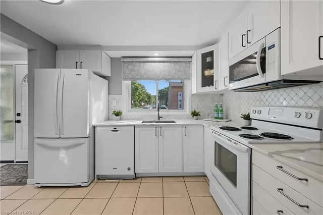 Additional image 6 of 151 Gateshead Cres Unit 30