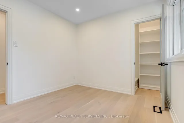 Additional image 29 of 5133 Cherryhill Cres