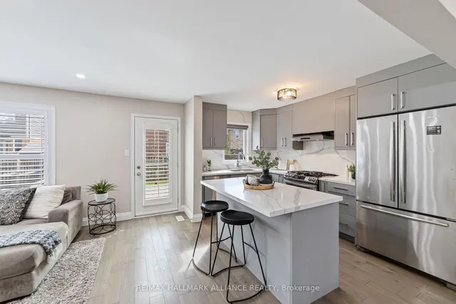 Additional image 6 of 402 Schreyer Cres