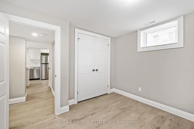 Additional image 12 of 177 Allenby Ave