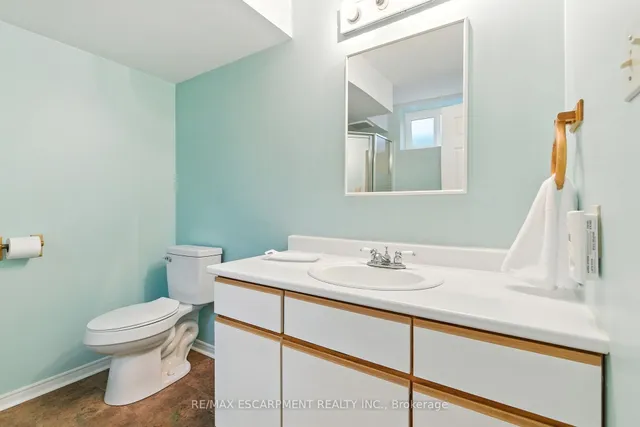 Additional image 42 of 561 Harmony Ave