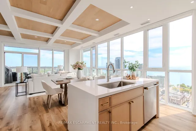 Additional image 14 of 2007 James St Unit 2102