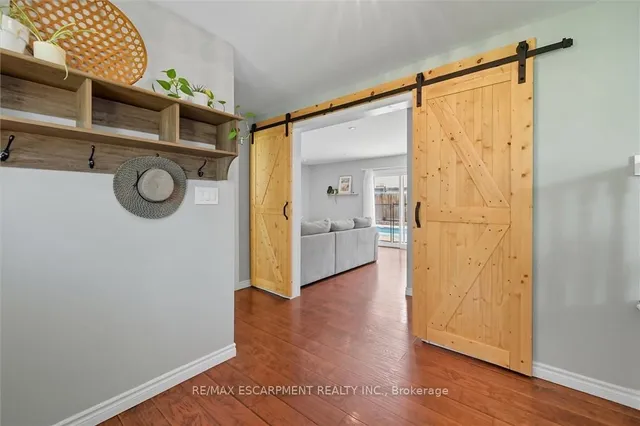 Additional image 6 of 641 HOLT Dr