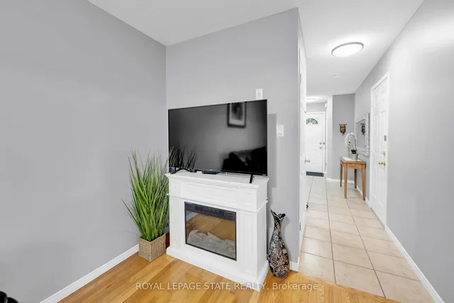 Additional image 16 of 5 Vulcan Crt