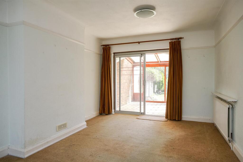 Additional image 6 of Oakwood Drive, St Albans