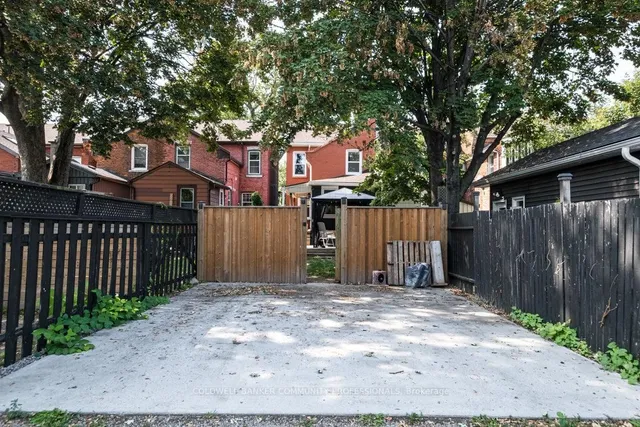 Additional image 49 of 52 Emerald St