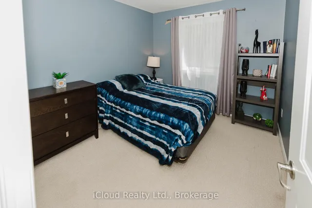 Additional image 22 of 32 Rolling Lane