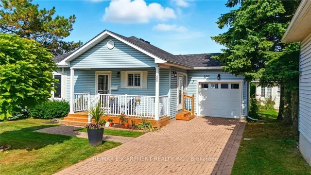 Property image for 360 Silverbirch Blvd