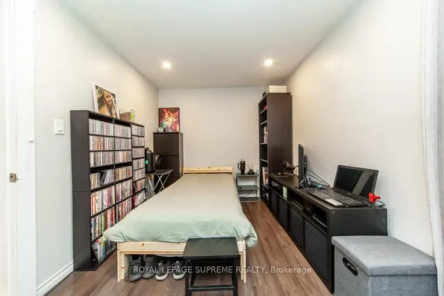 Additional image 17 of 13 Robins Ave