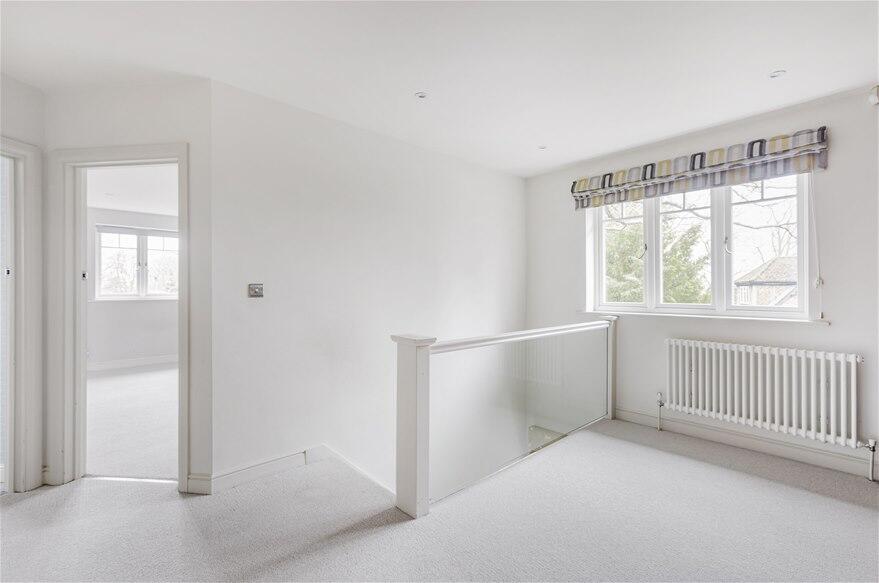 Additional image 23 of Roundwood Park, Harpenden, AL5