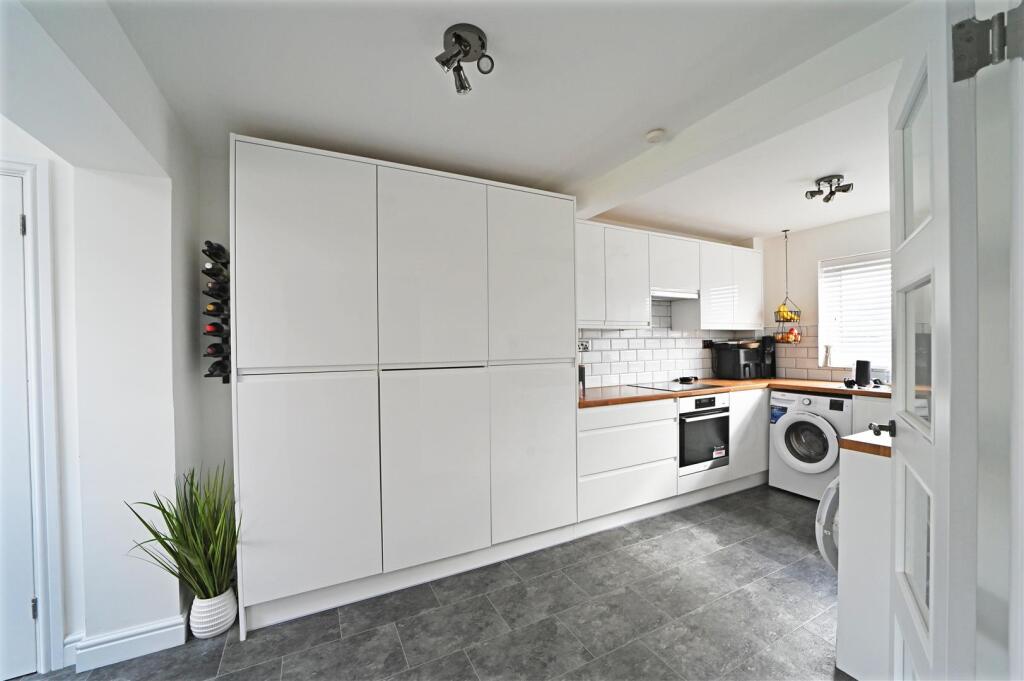 Additional image 2 of Booths Close, Welham Green