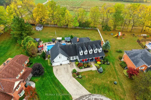 Additional image 2 of 24 Meander Clse