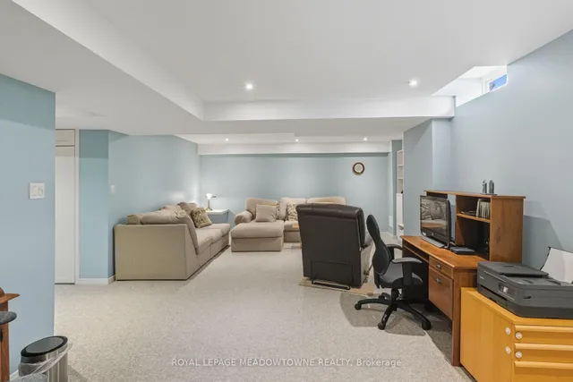 Additional image 11 of 1220 Turner Dr