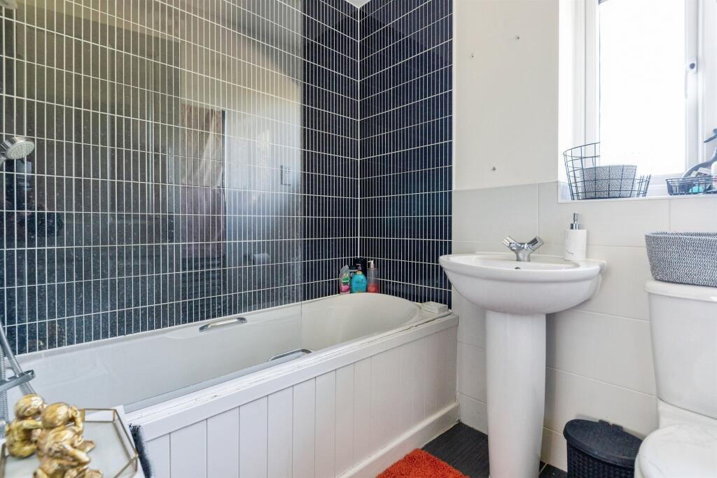 Additional image 17 of Mount Pleasant Lane, Hatfield