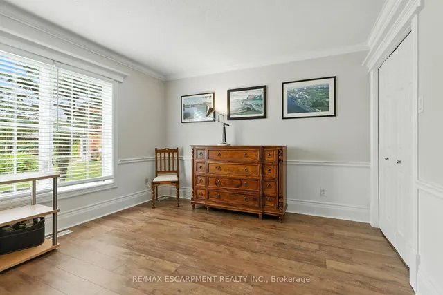 Additional image 24 of 24 Meander Clse