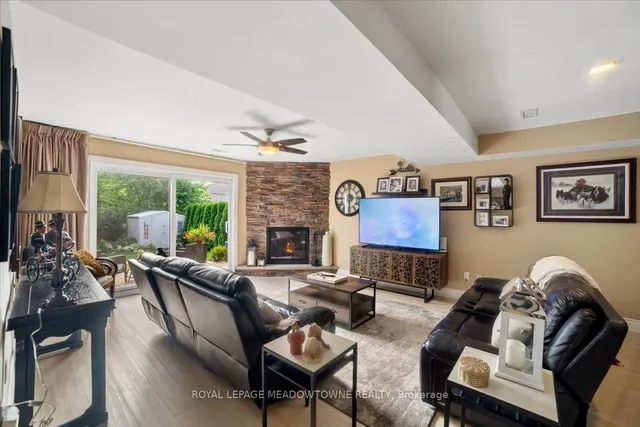 Additional image 41 of 59 Massena Dr